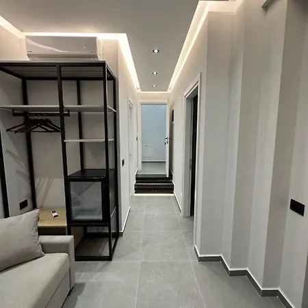 Idrizi Πανσιόν 3*