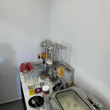 Idrizi Πανσιόν 3*