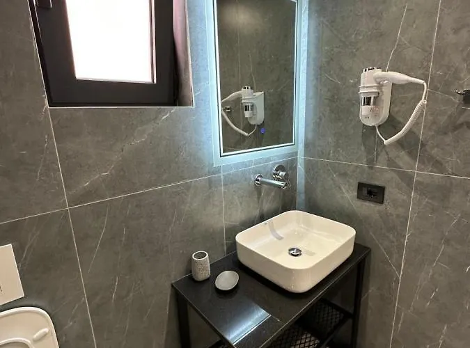 Idrizi Pensionat Sarandë