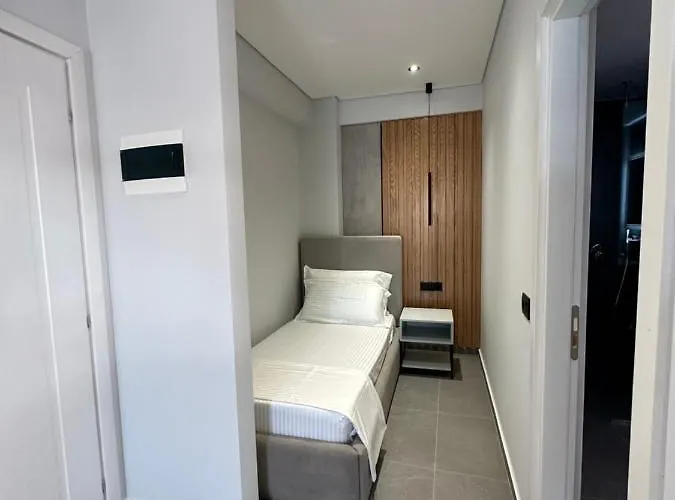 Idrizi Pensionat Sarandë